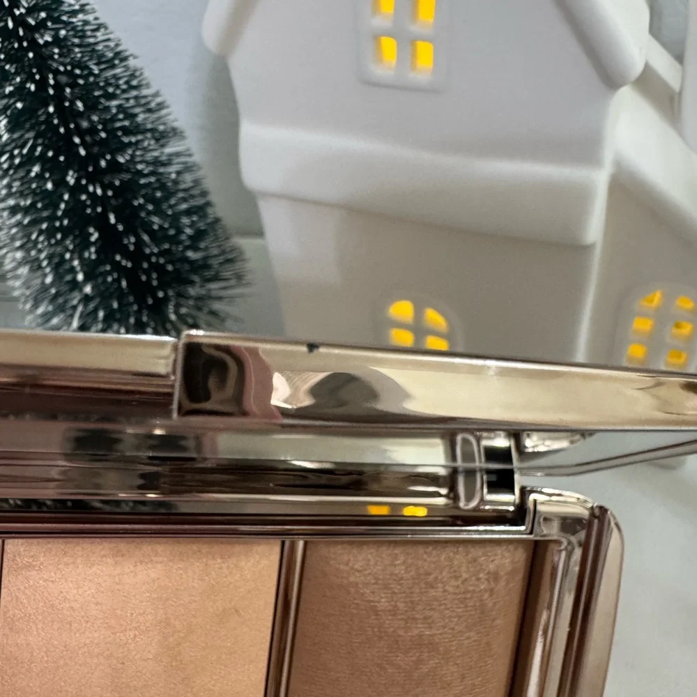 Hourglass AMBIENT PALETTE